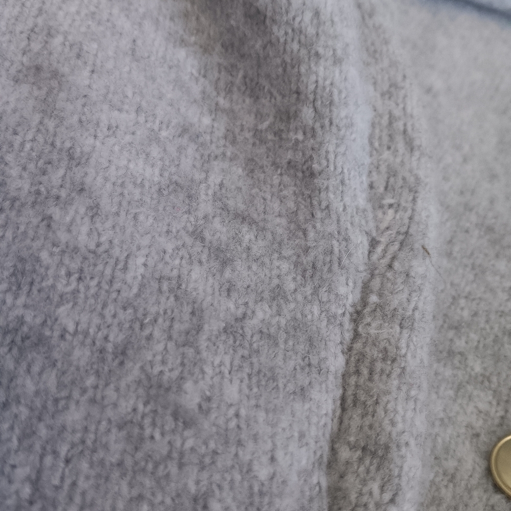 Abercrombie & Fitch Light Gray Button-Front Cardigan - Picture 9 of 10
